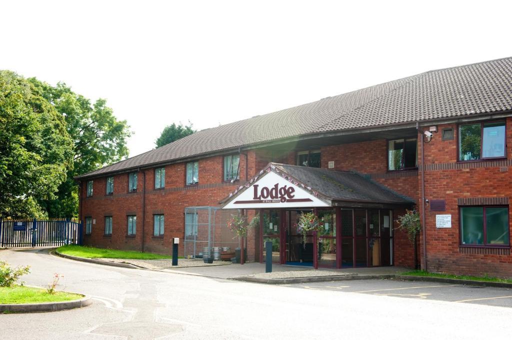 The Lodge Hotel Birmingham Extérieur photo